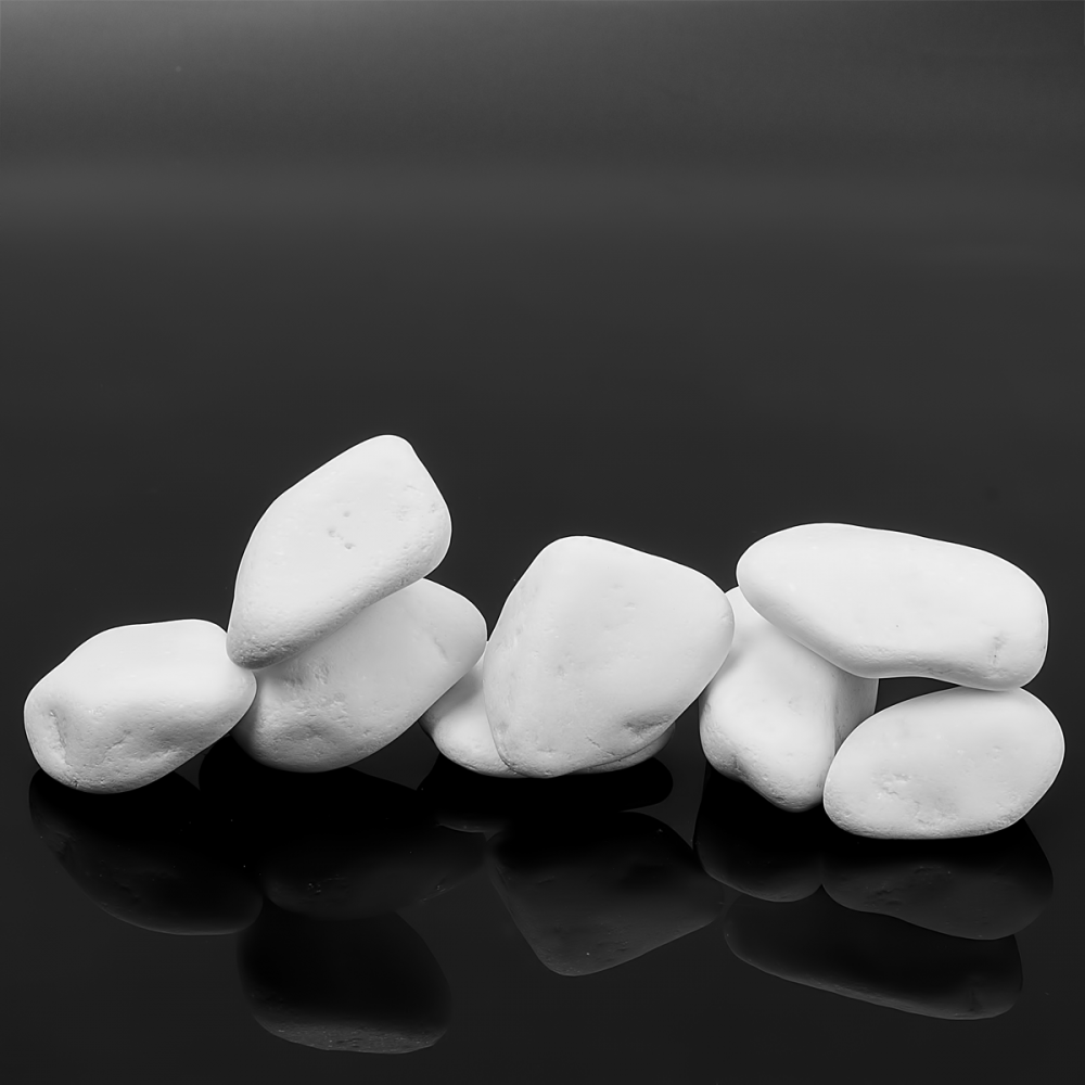 Kameny bílé